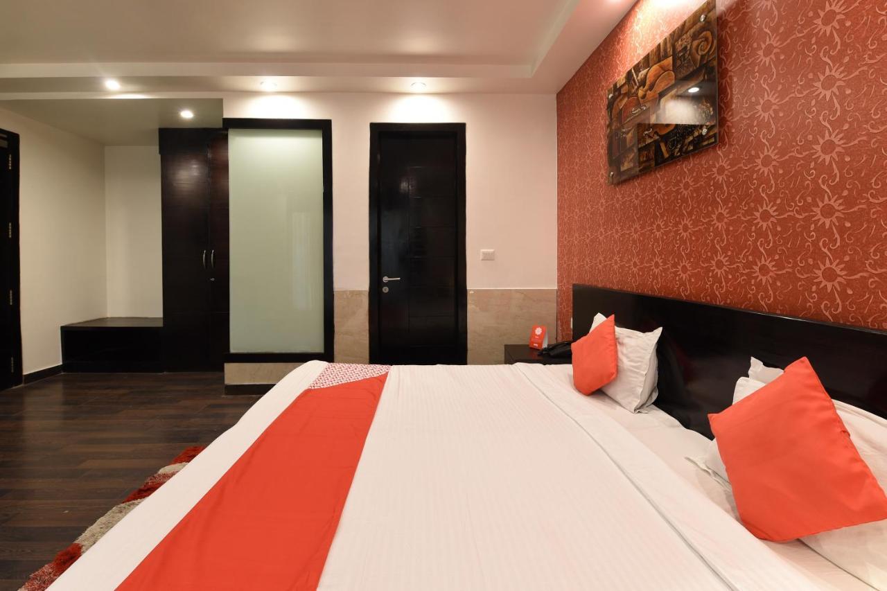 Oyo Flagship 18940 Hotel Swathi New Delhi Eksteriør billede