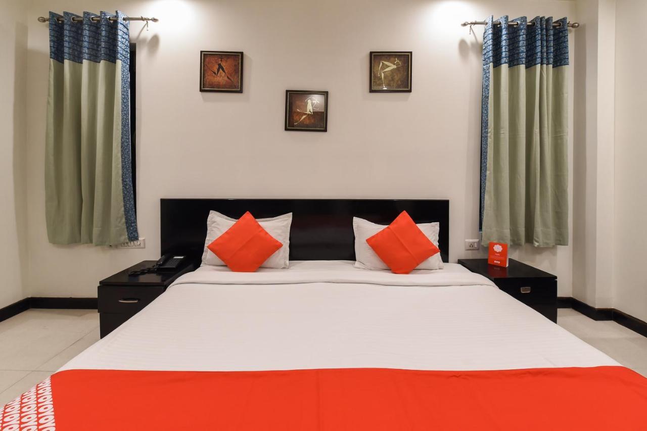 Oyo Flagship 18940 Hotel Swathi New Delhi Eksteriør billede