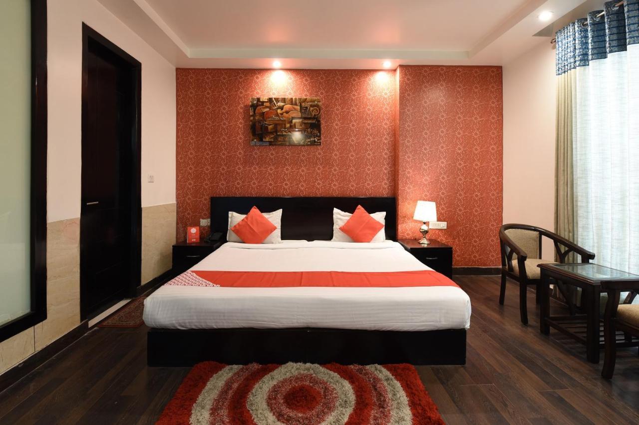 Oyo Flagship 18940 Hotel Swathi New Delhi Eksteriør billede